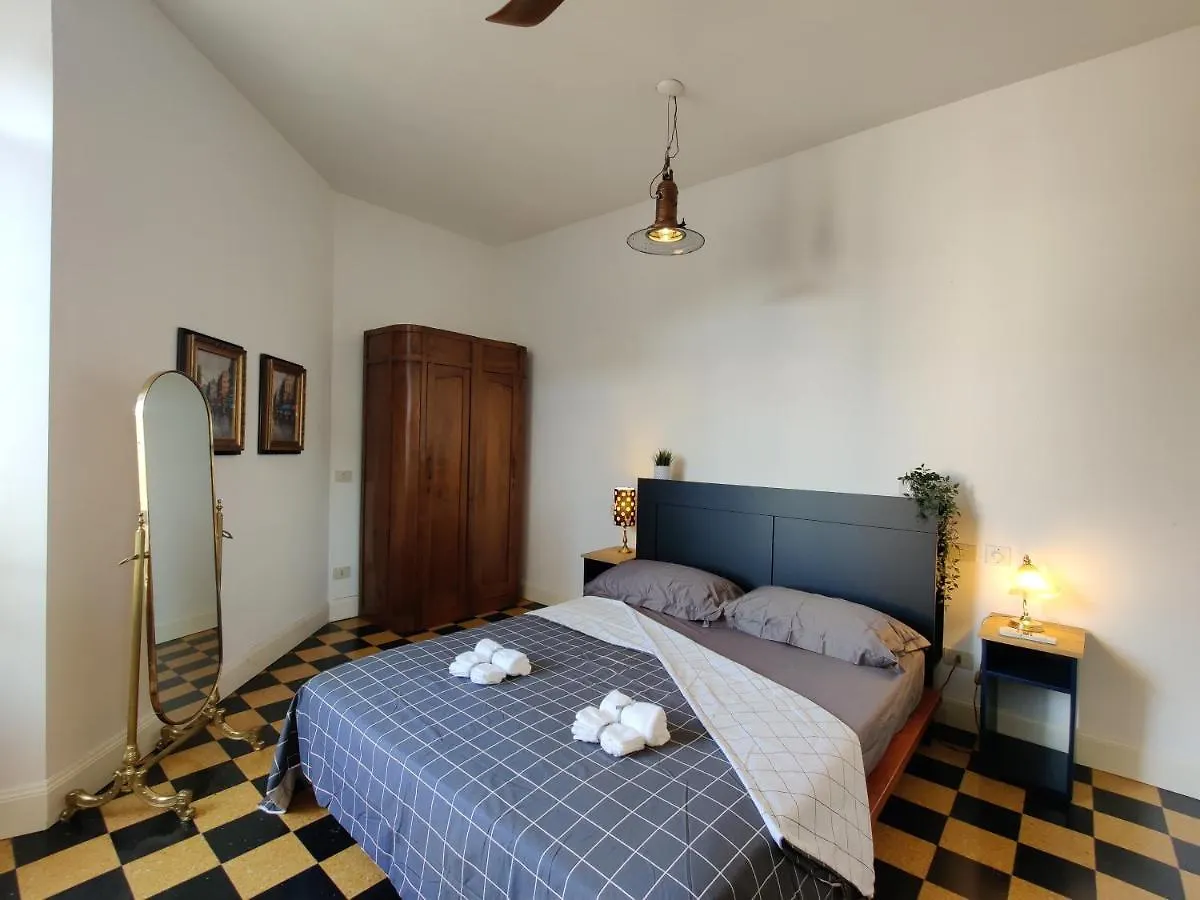Elegante Trilocale A Milano Appartement Italië
