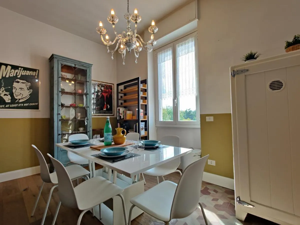 Elegante Trilocale A Milano Appartement 0*, Milaan Italië